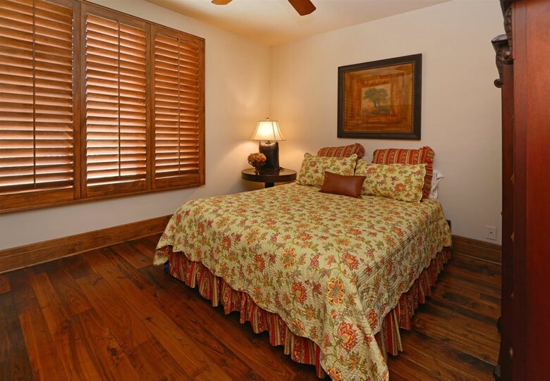 Luxury Tuscan La Jolla Townhouse - La Jolla, California