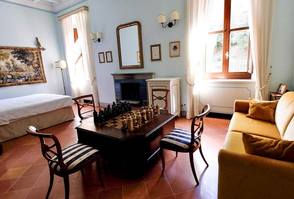 Palazzo Grande (R) - Corciano (Umbria), Italy