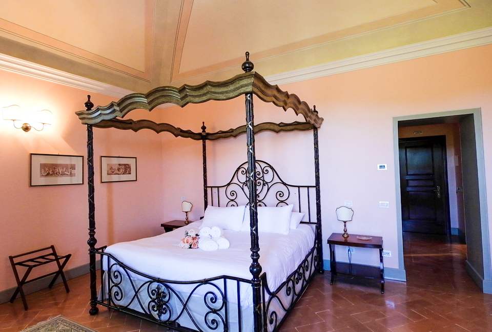 Palazzo Grande (R) - Corciano (Umbria), Italy