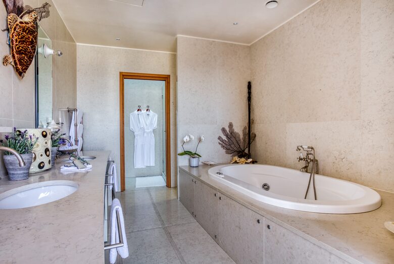 La Radieuse (R) - Cap Benat, France