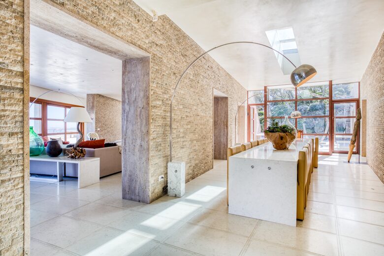 La Radieuse (R) - Cap Benat, France