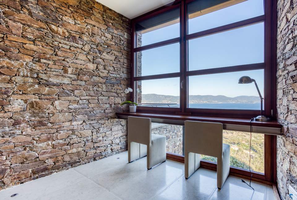 La Radieuse (R) - Cap Benat, France