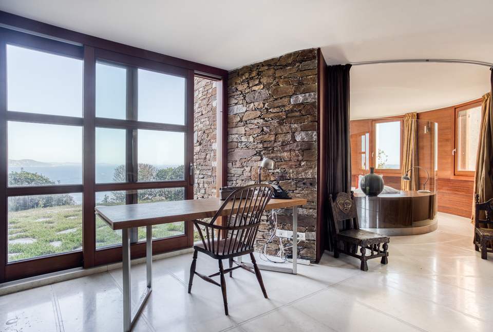 La Radieuse (R) - Cap Benat, France