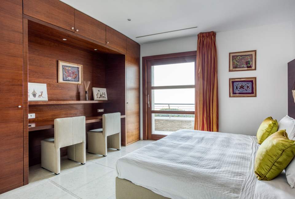 La Radieuse (R) - Cap Benat, France