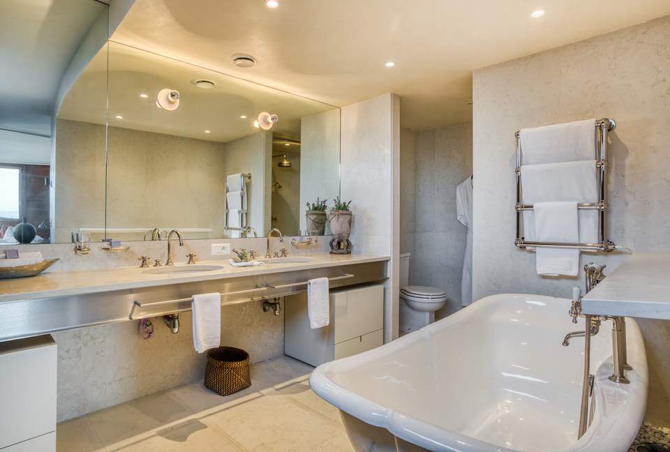 La Radieuse (R) - Cap Benat, France