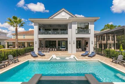 Luxury Terrace Retreat - Reunion, Florida