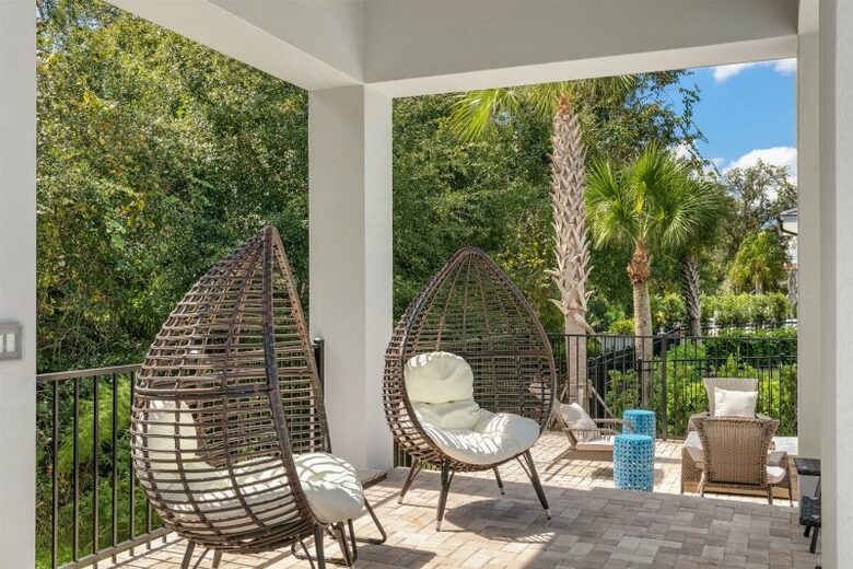 Luxury Terrace Retreat - Reunion, Florida