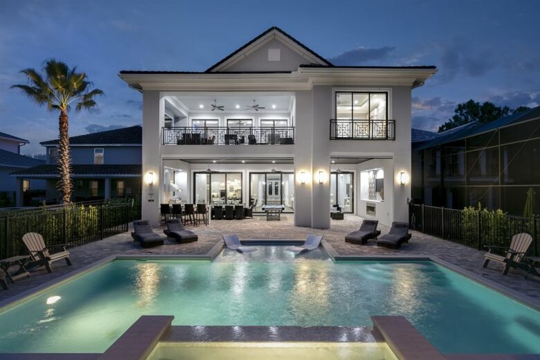 Luxury Terrace Retreat - Reunion, Florida
