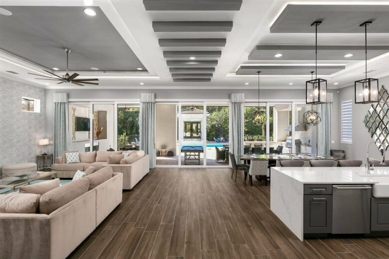 Luxury Terrace Retreat - Reunion, Florida