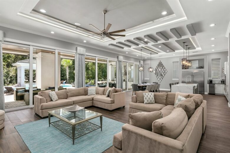 Luxury Terrace Retreat - Reunion, Florida