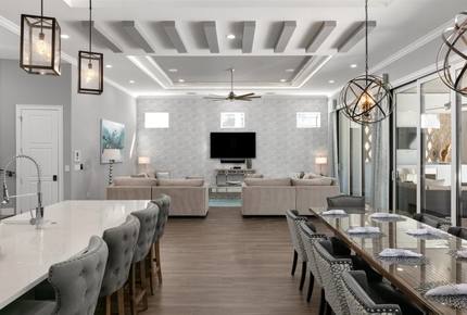 Luxury Terrace Retreat - Reunion, Florida