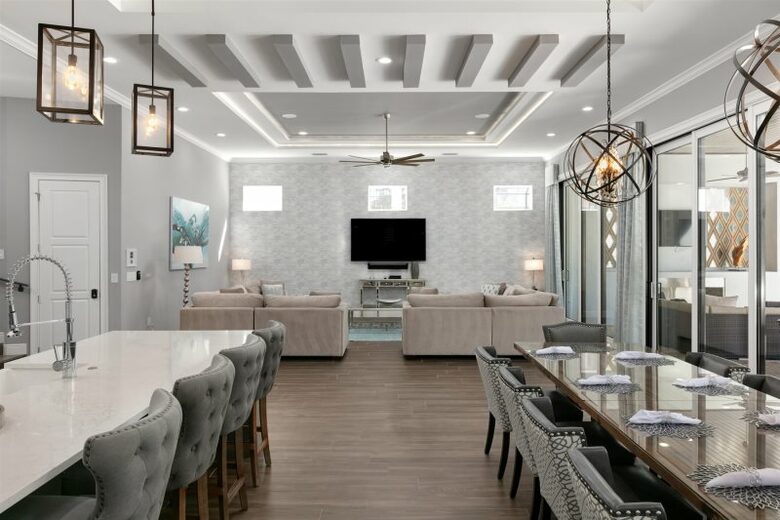 Luxury Terrace Retreat - Reunion, Florida