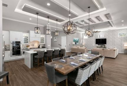 Luxury Terrace Retreat - Reunion, Florida