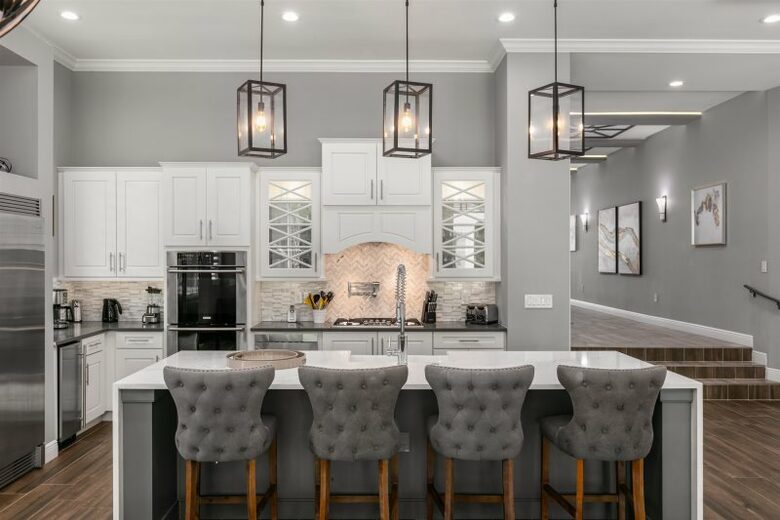 Luxury Terrace Retreat - Reunion, Florida