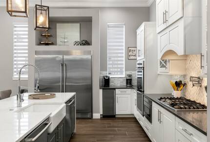 Luxury Terrace Retreat - Reunion, Florida