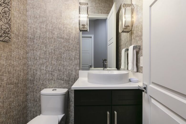 Luxury Terrace Retreat - Reunion, Florida