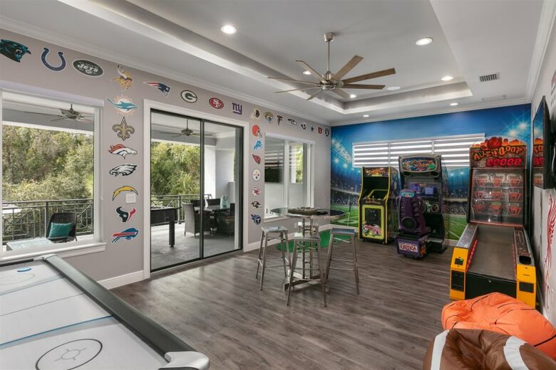 Luxury Terrace Retreat - Reunion, Florida