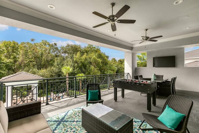 Luxury Terrace Retreat - Reunion, Florida