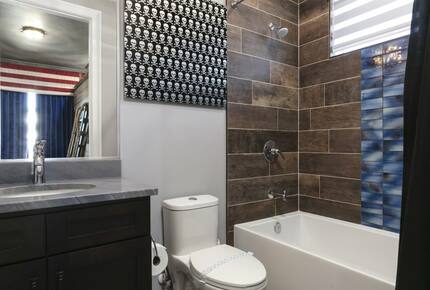 Luxury Terrace Retreat - Reunion, Florida