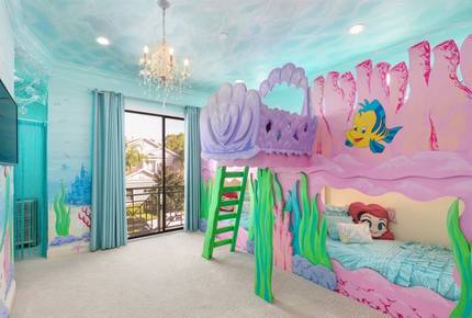 Luxury Terrace Retreat - Reunion, Florida