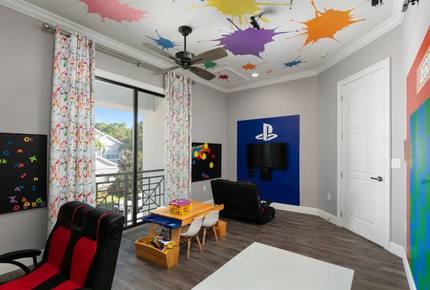 Luxury Terrace Retreat - Reunion, Florida