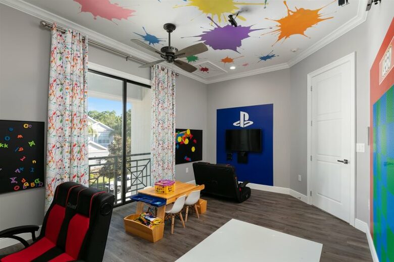 Luxury Terrace Retreat - Reunion, Florida