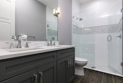 Luxury Terrace Retreat - Reunion, Florida