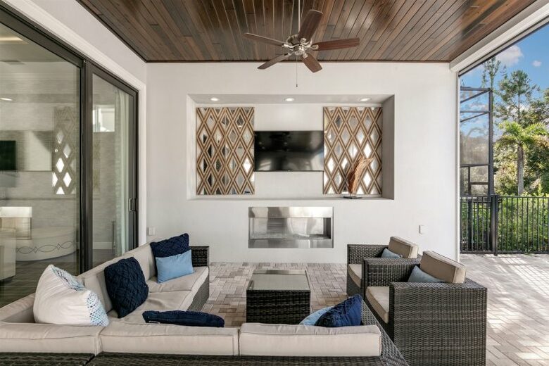 Luxury Terrace Retreat - Reunion, Florida