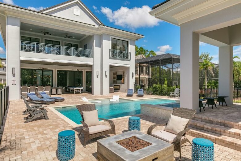 Luxury Terrace Retreat - Reunion, Florida