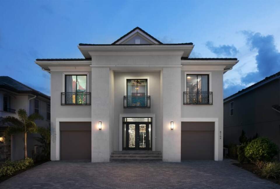 Luxury Terrace Retreat - Reunion, Florida