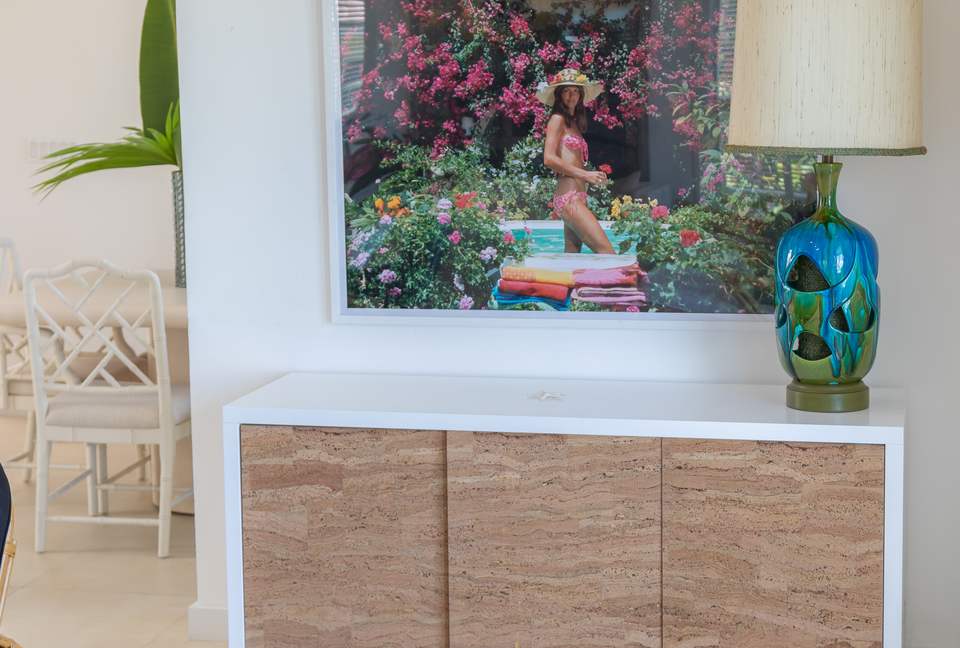 Sea Siren (R) - Harbour Island, Bahamas