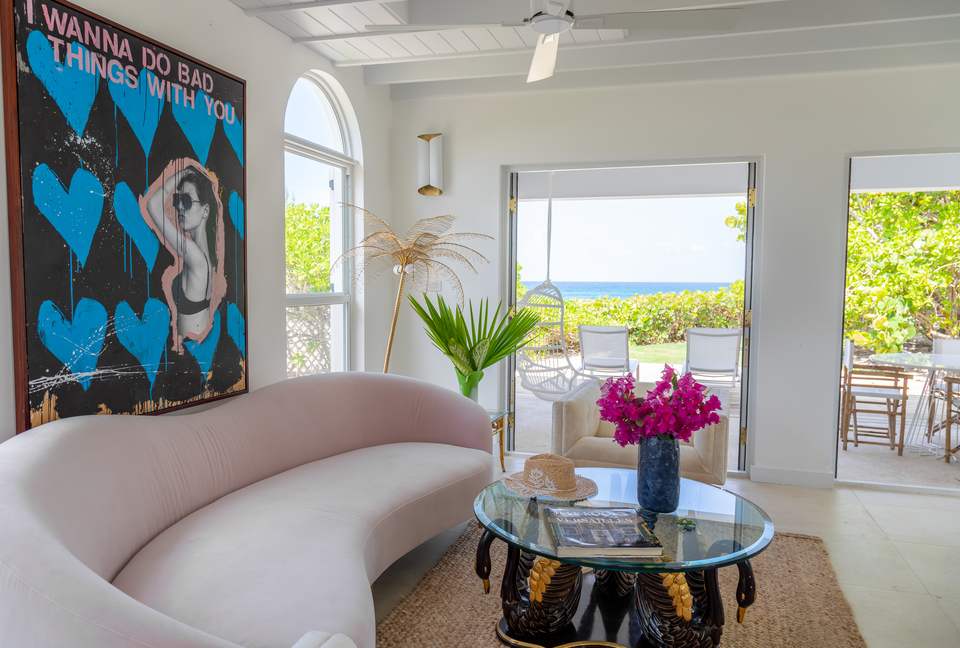 Sea Siren (R) - Harbour Island, Bahamas