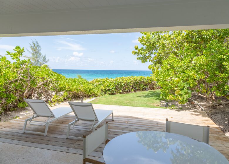 Sea Siren (R) - Harbour Island, Bahamas