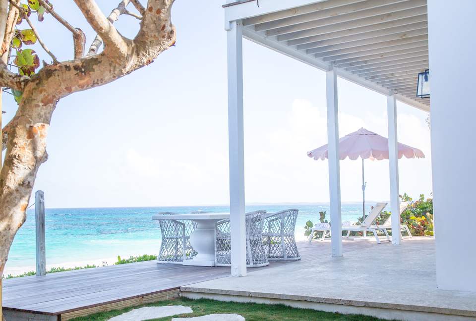 Sea Siren (R) - Harbour Island, Bahamas