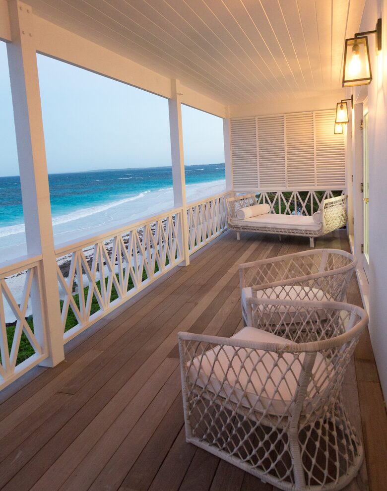 Sea Siren (R) - Harbour Island, Bahamas