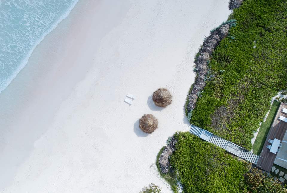 Sea Siren (R) - Harbour Island, Bahamas