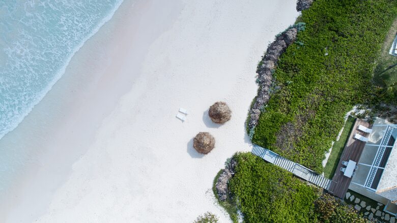 Sea Siren (R) - Harbour Island, Bahamas