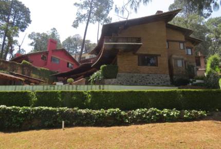 Home in Avandaro Country Club - Valle de Bravo, Mexico