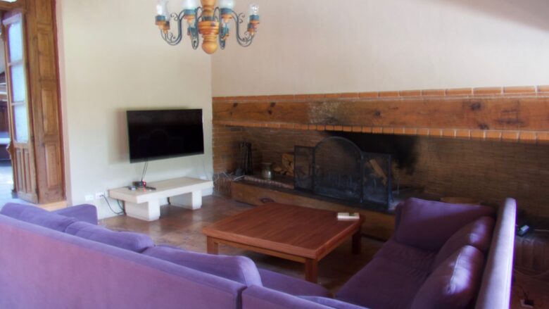 Home in Avandaro Country Club - Valle de Bravo, Mexico