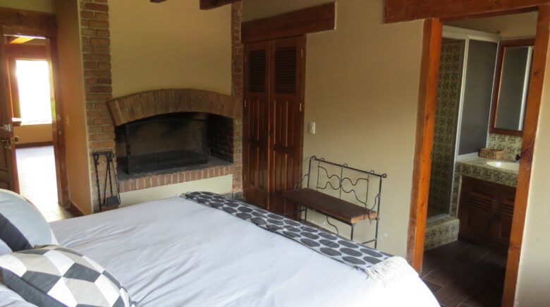 Home in Avandaro Country Club - Valle de Bravo, Mexico