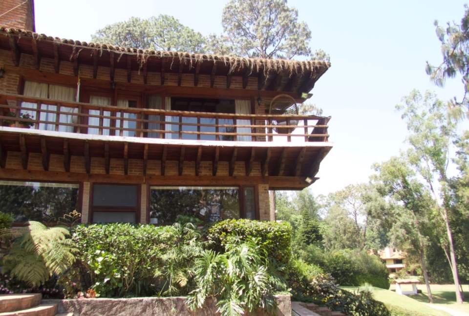 Home in Avandaro Country Club - Valle de Bravo, Mexico