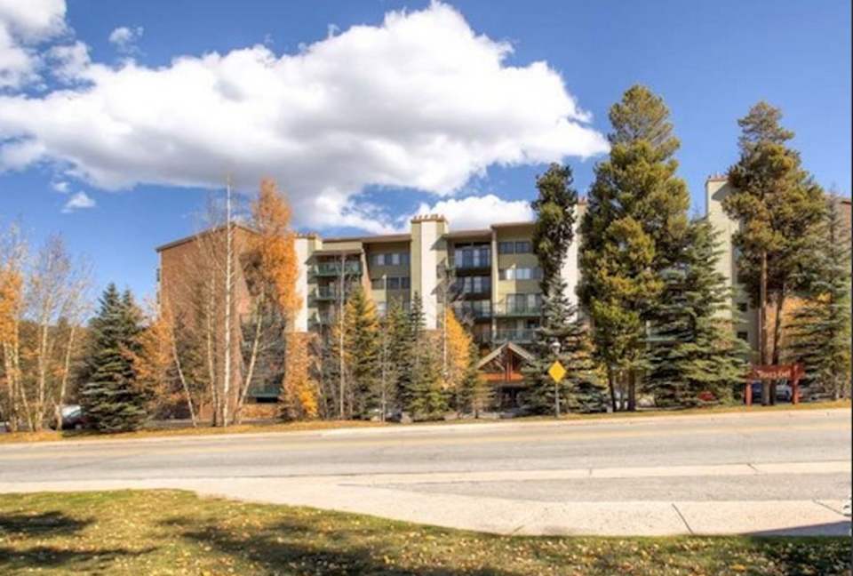 Trails End 406 - Ski-In/Ski-Out - Breckenridge, Colorado