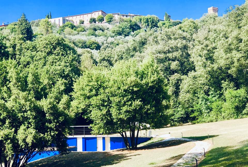Palazzo Grande (R) - Corciano (Umbria), Italy