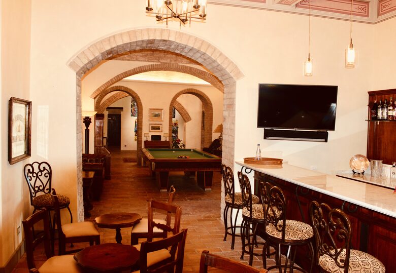 Palazzo Grande (R) - Corciano (Umbria), Italy