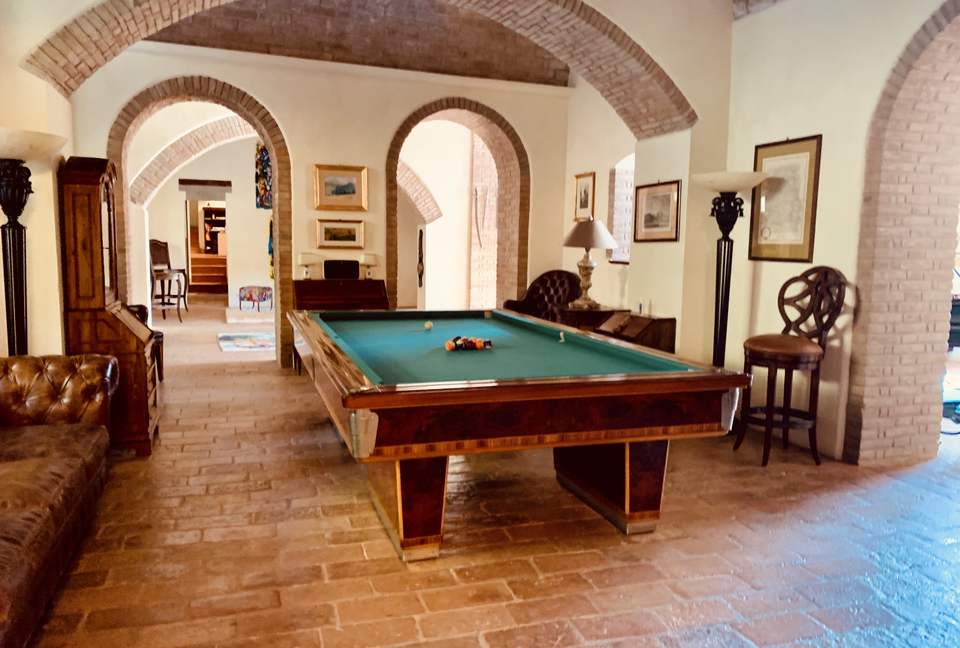 Palazzo Grande (R) - Corciano (Umbria), Italy