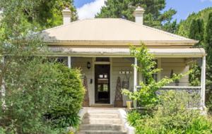 Charming Mountain Village Cottage - Leura, Australia