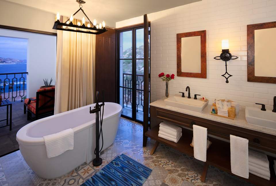 Vista Encantada - 4 Bedroom Suite - Cabo San Lucas, Mexico