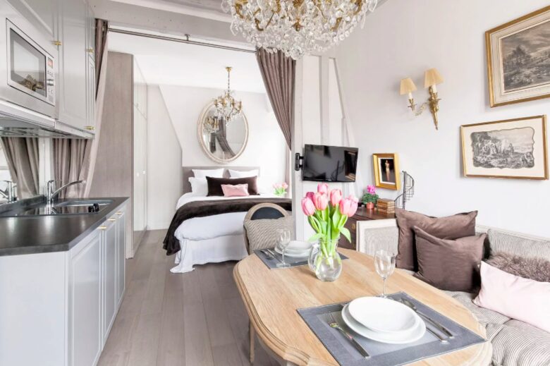 The Crémant - Paris, France