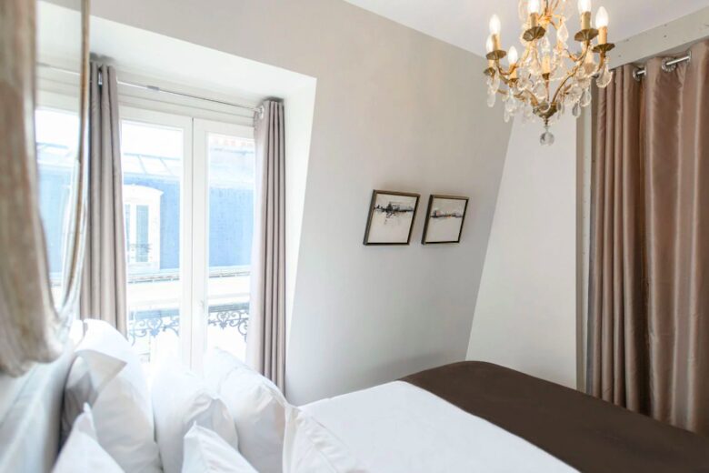 The Crémant - Paris, France