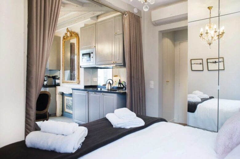 The Crémant - Paris, France